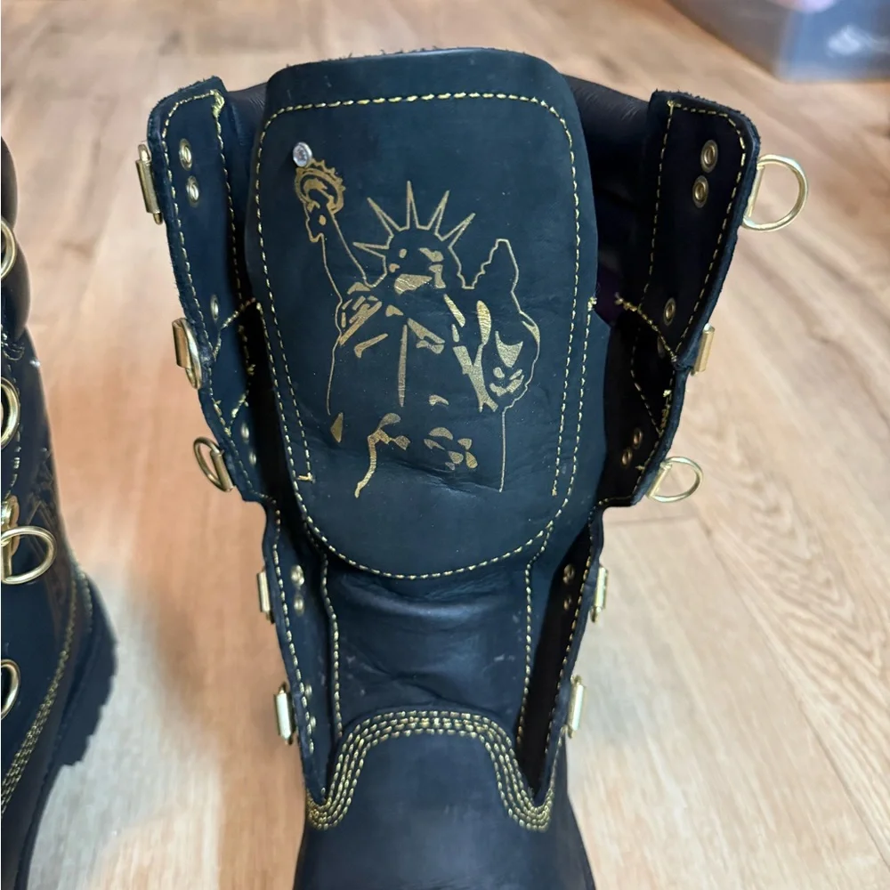 Timberland Planet Brooklyn PRO CUSTOM MADE Black and Plated Gold Chain Boots - Picture 4 of 16